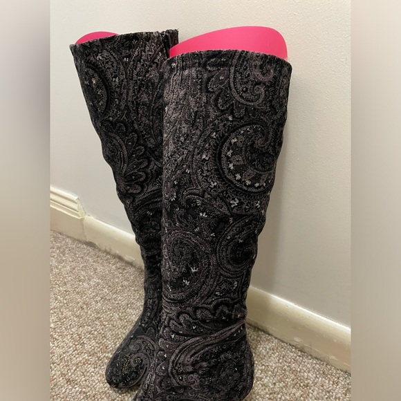 Diba brand knee-high stiletto boots, size 7.5 - Picture 4 of 5